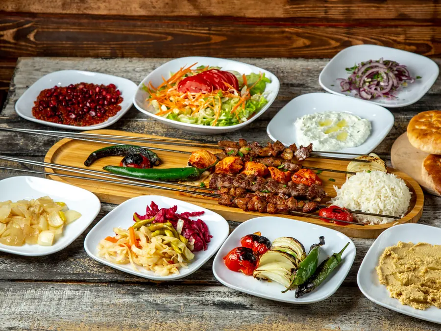 Mixed kabob platter